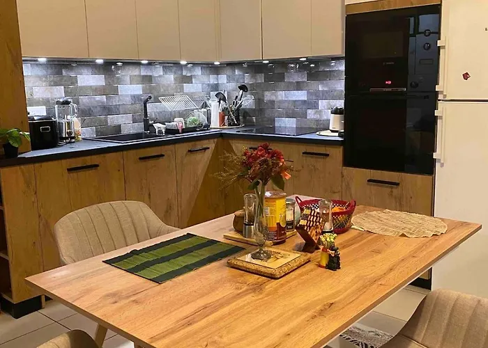 On Place Des Marquises, شقة