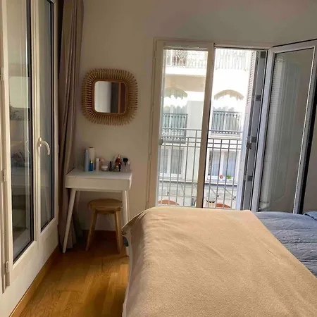 On Place Des Marquises, Apartamento *